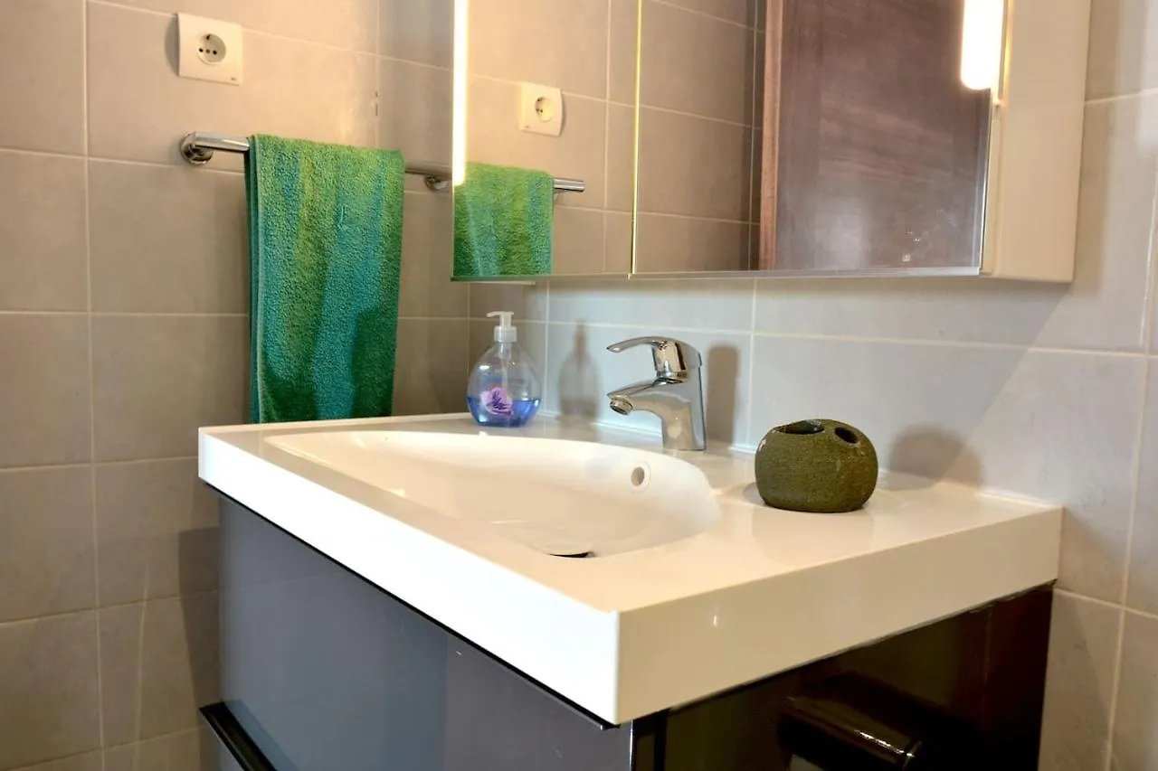 Apartamento En Blanes Con Piscina Y Parking Appartement